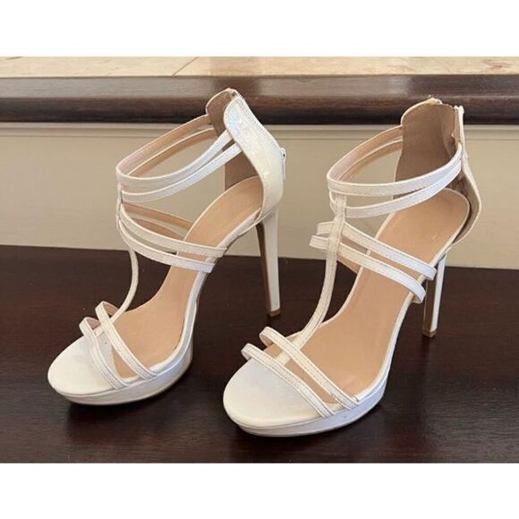 White Strappy Zip Up Heels Platforms - Picture 4 of 5